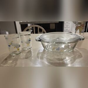Glass Dish Set with Goose Design